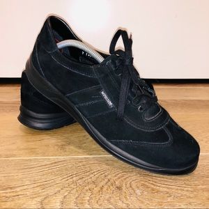 3/$90 NWOT Mephisto Laser Black Leather Sneakers